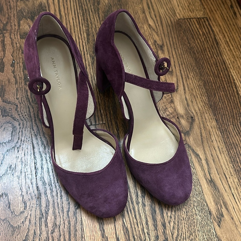 Ann Taylor Alissa Maryjane Pumps